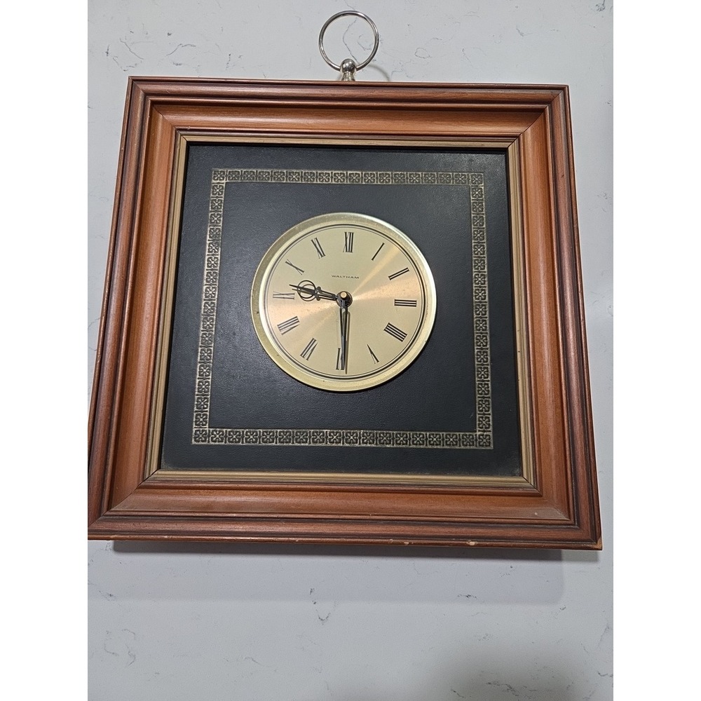 Vintage‎ MCM Gold / Black Waltham Wall Hanging Clock Square Wood Frame - Picture 3 of 6